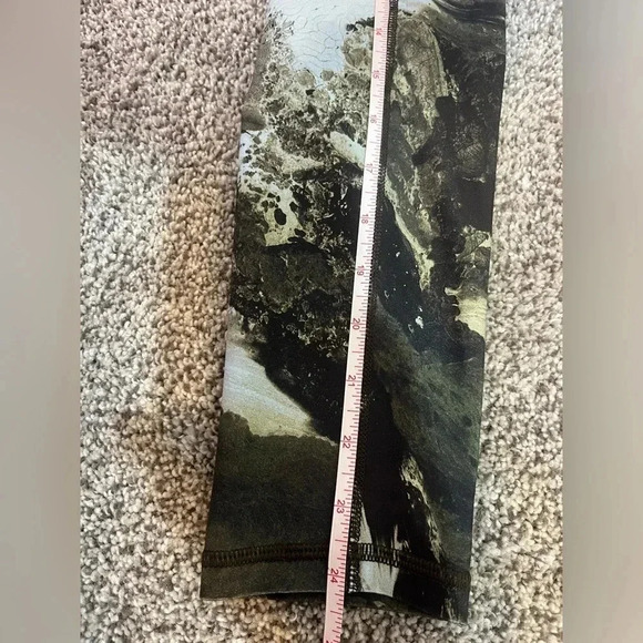 Calia by Carrie Underwood NWT Light Blue and Olive 7/8 Leggings - Picture 3 of 7